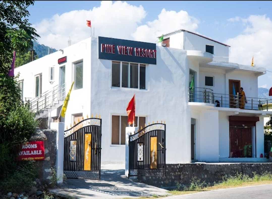 Pine View Resort