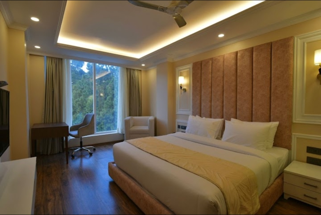 DLS Claret Inn , Dalhousie