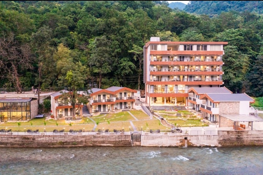 DLS Divine River Resort & Spa