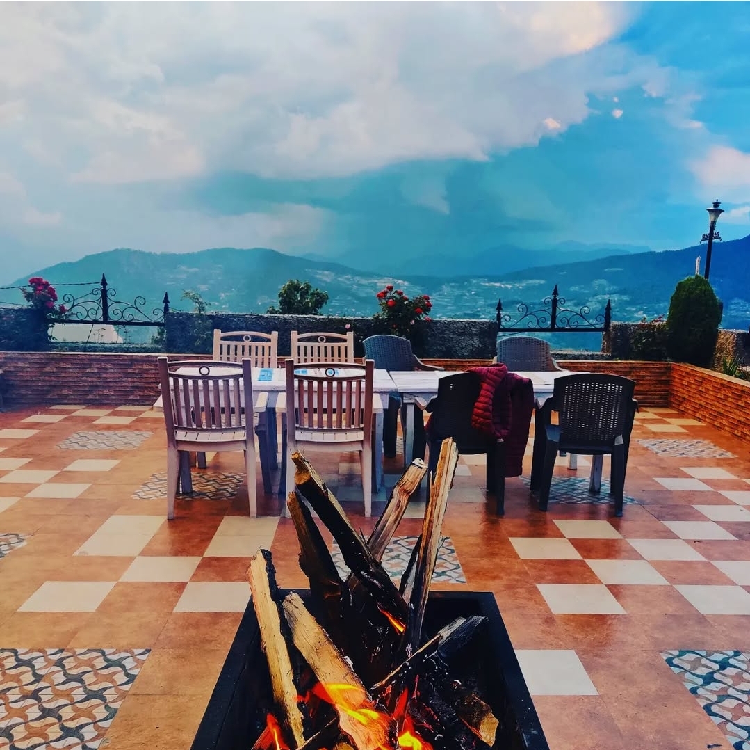 Majestic Himalayan homestay
