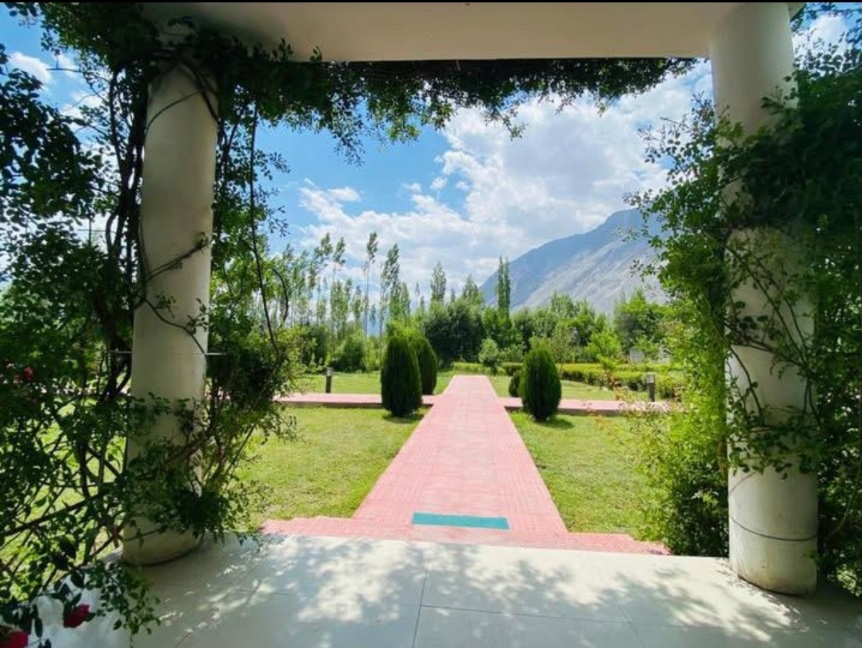 Hotel Karma Inn