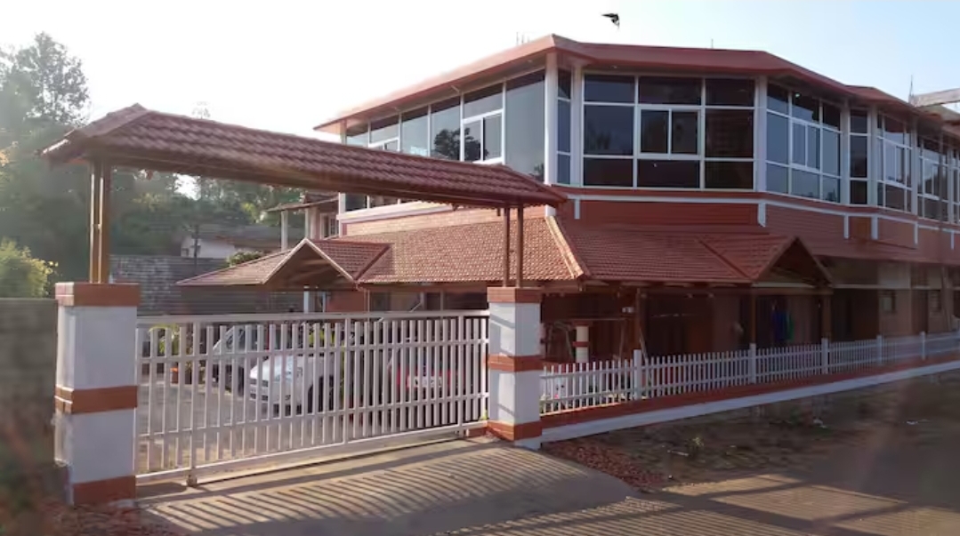 Summer Green Guest House and Homestay