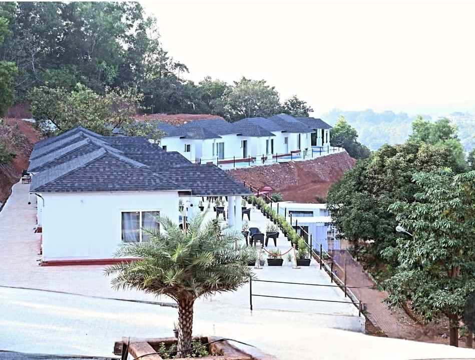 Revellers Resort