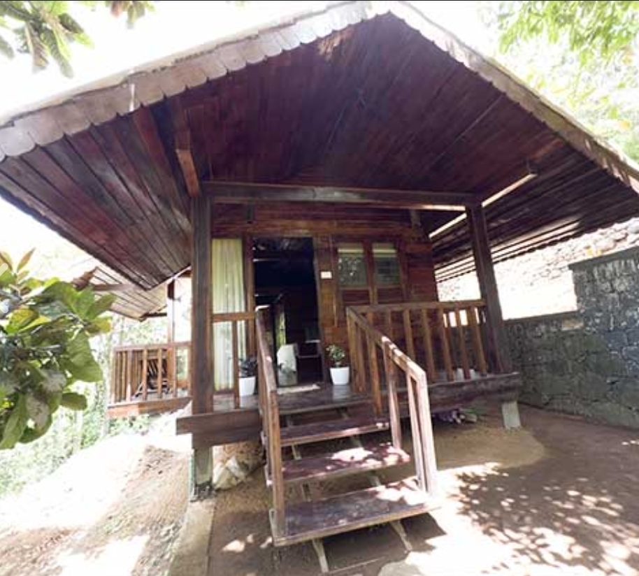 Ealakka Retreats