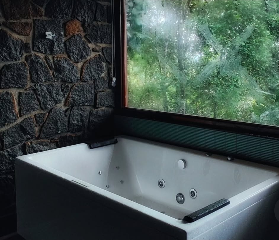 Ealakka Retreats