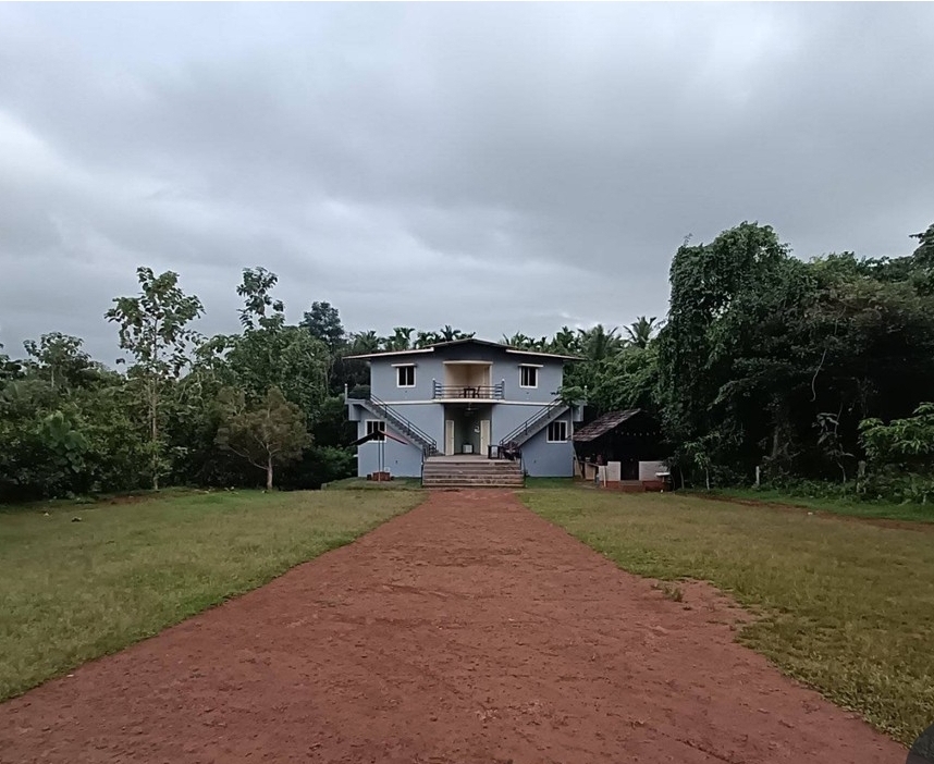Pintos Farm Stay Resort