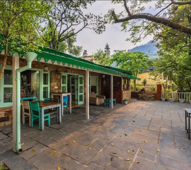 Malusara Retreat by The Lake