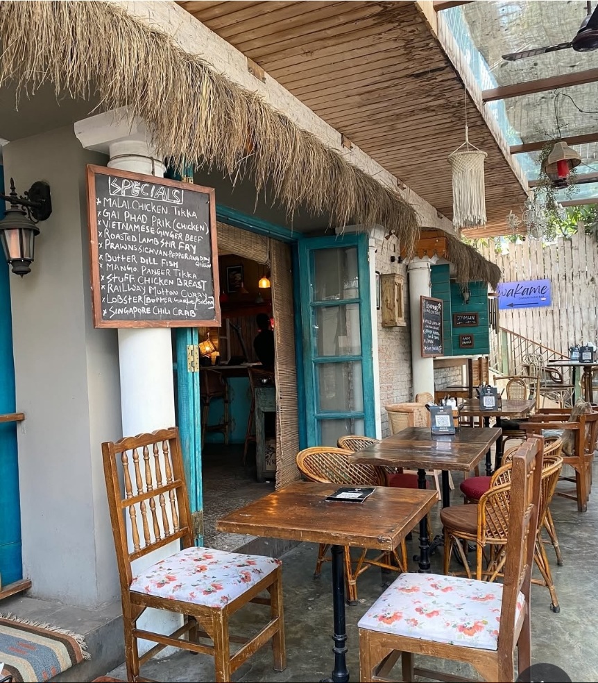 Bohemians Bar & Grill