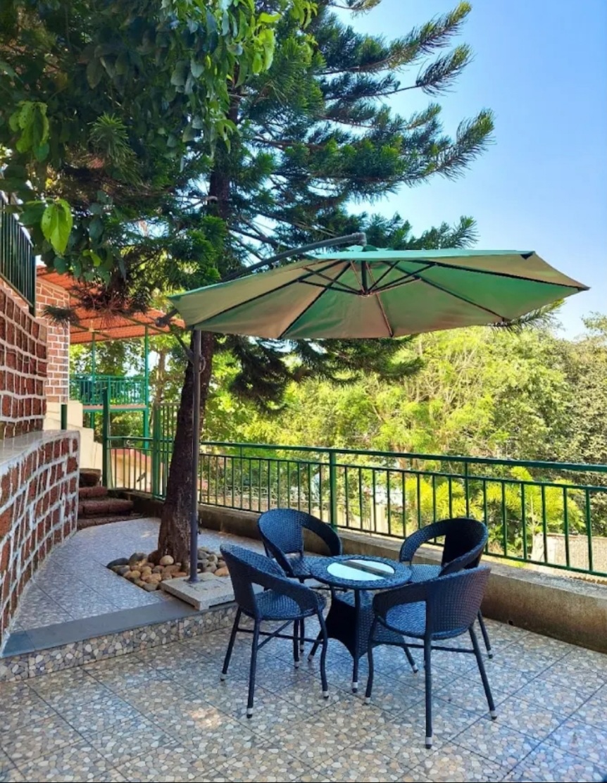 S&J Monte Casa, Dona Paula