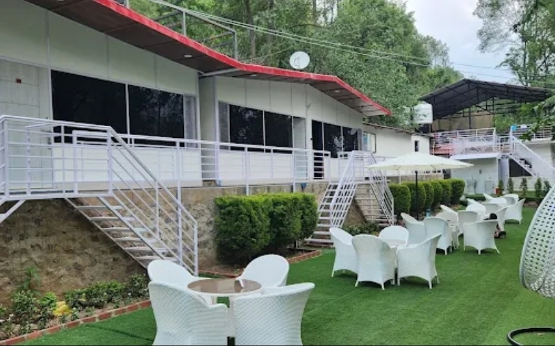 Pine Trails Jungle Camp, Kasauli 