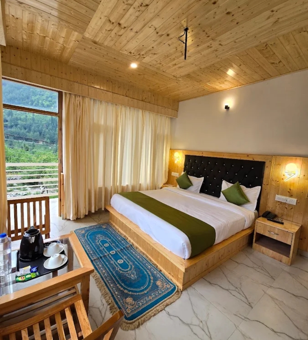 MB IGLOO RESORT