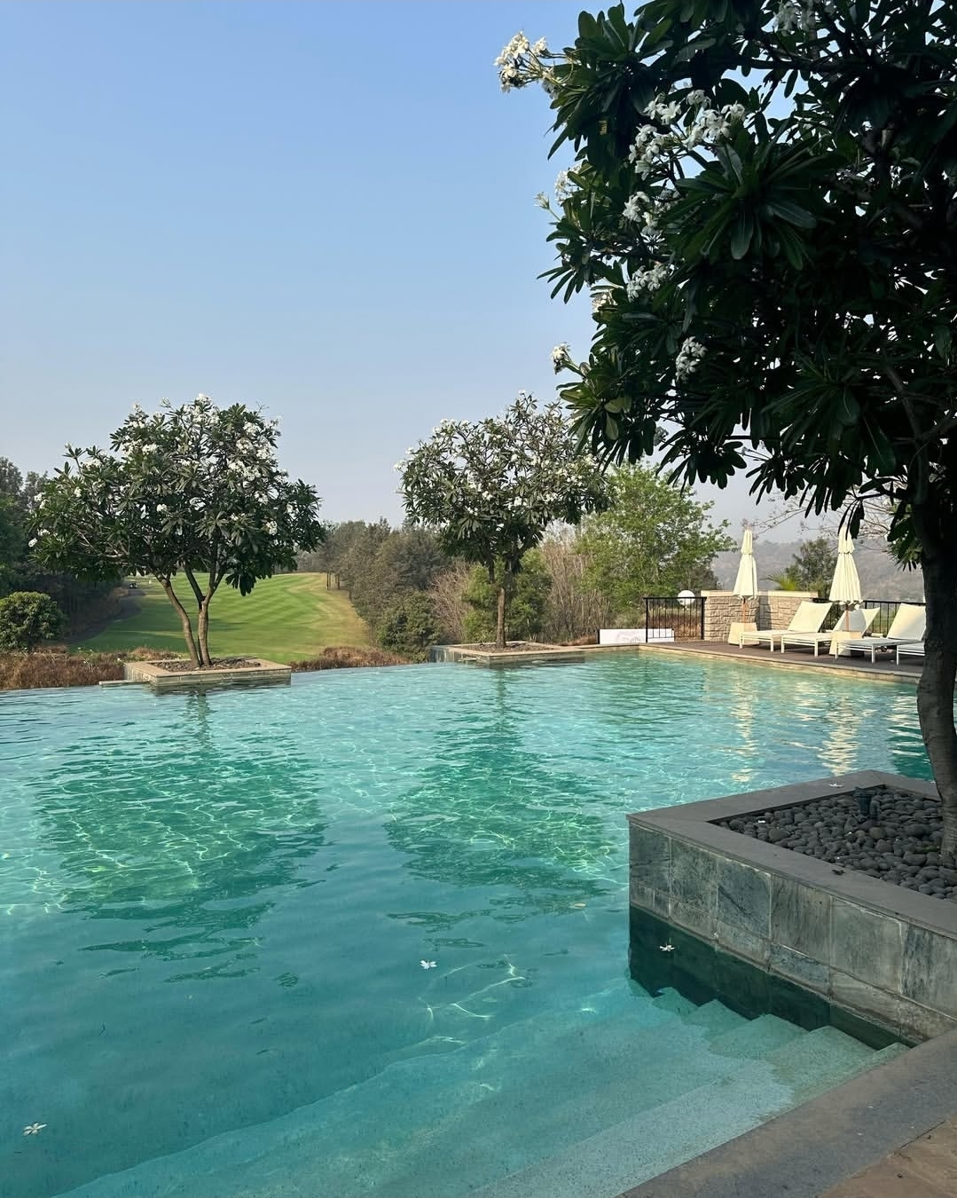 OXFORD GOLF RESORT