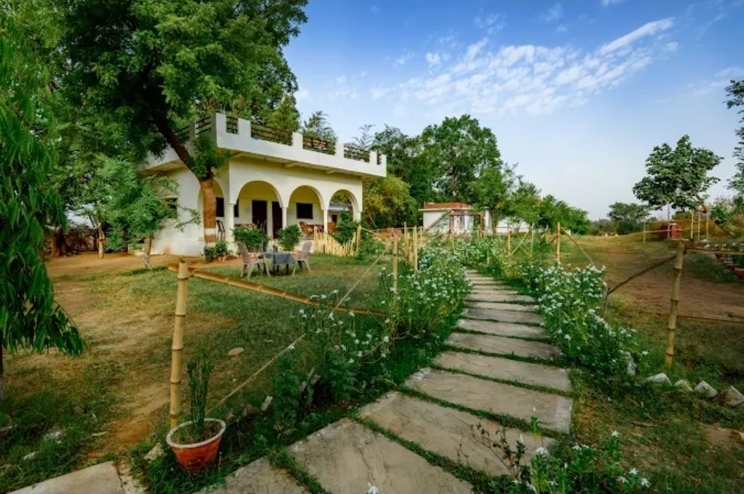 Aryan Camp - Riverside Farmstay, Panna Tiger Reserve