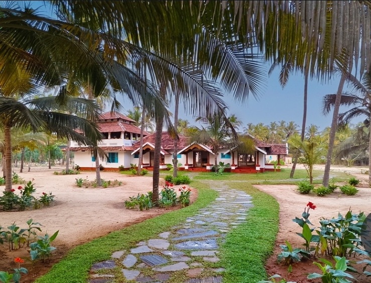 Aavi Beach Retreat by Polika 