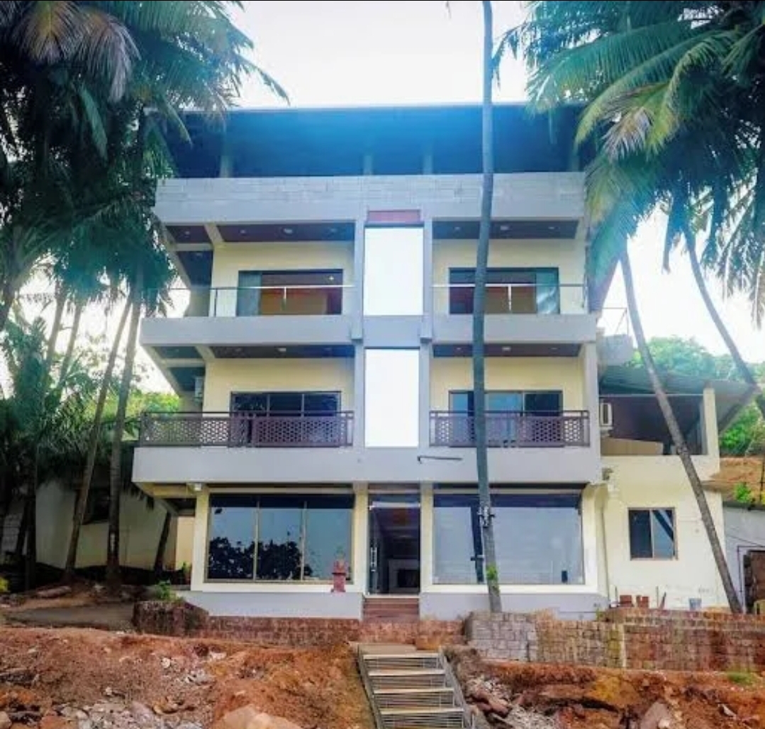 VR HOTEL RUDRA RESIDENCY