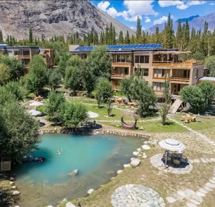 Stone Hedge Hotel Ladakh