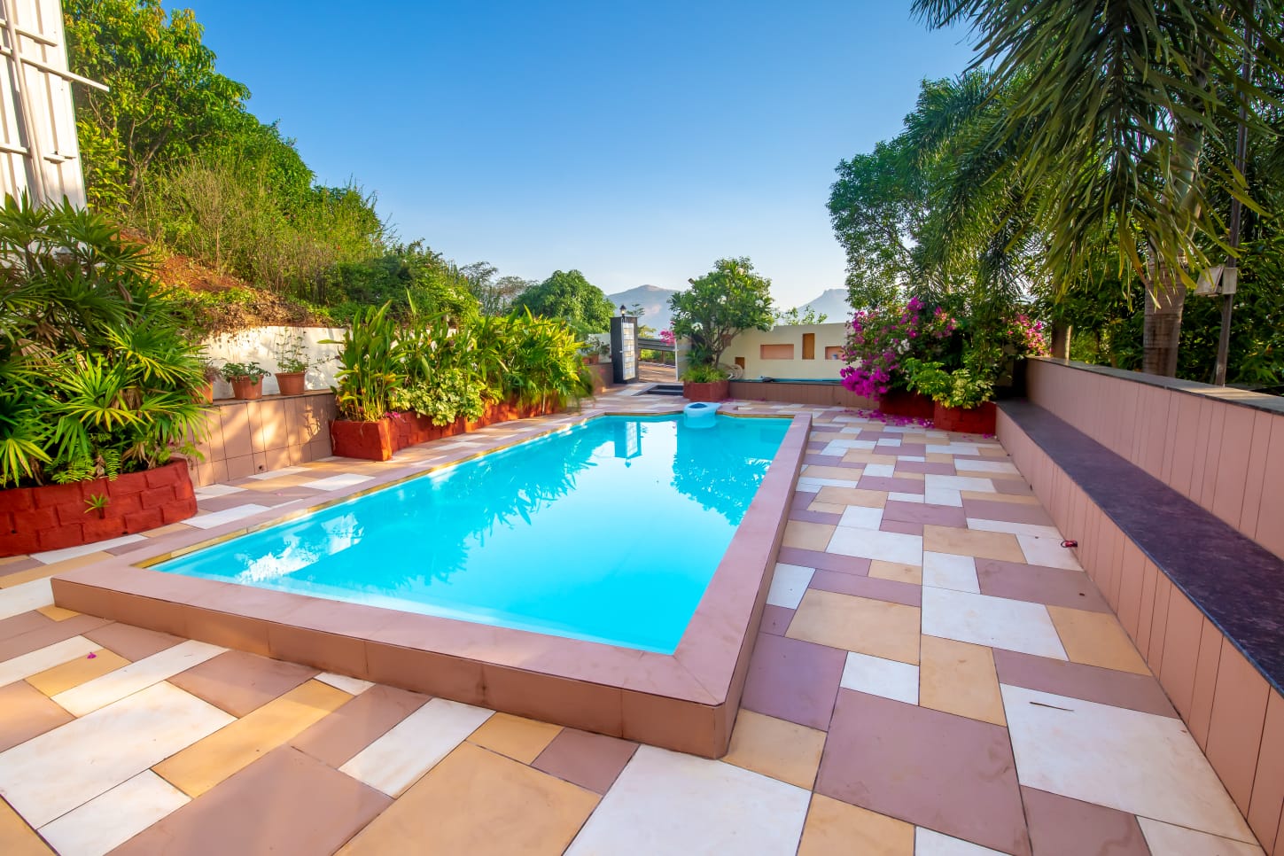 Waters Edge Villa, Pawna