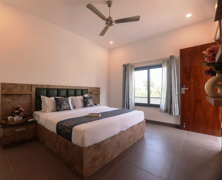 Gulmohar Farm by Undermyroof.in 