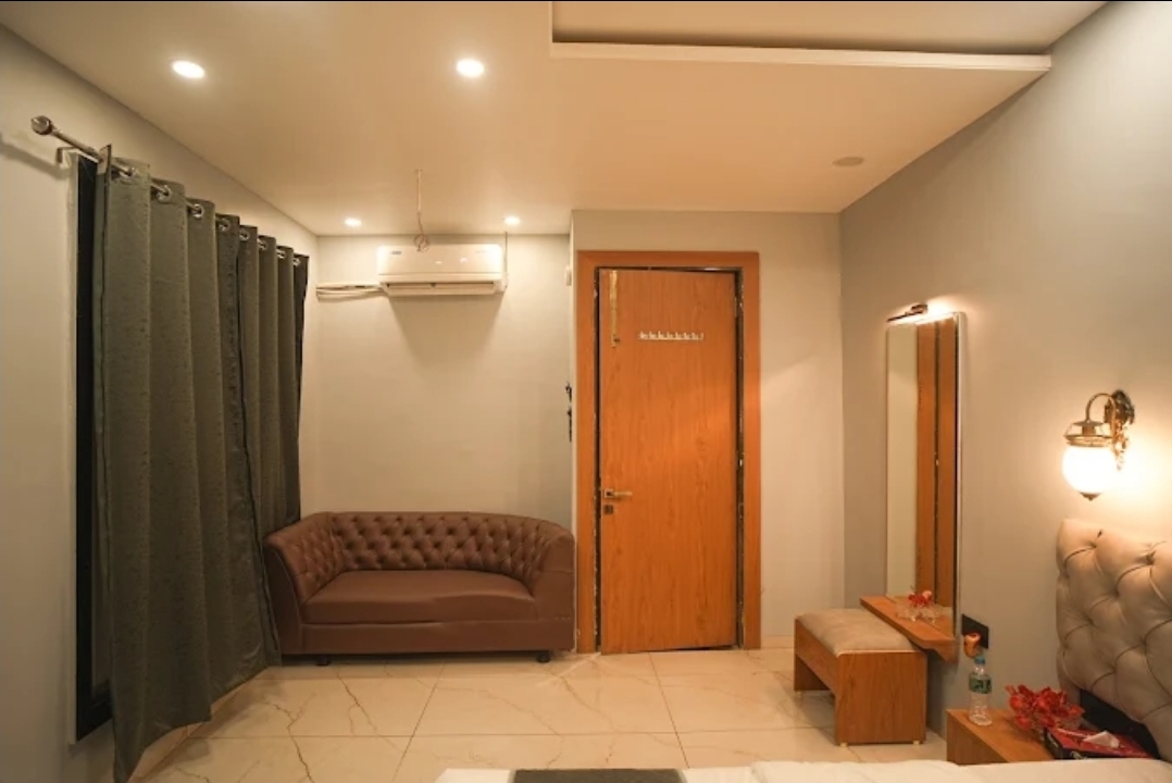 Hotel Bhopal Inn by Ten On Ten Stays