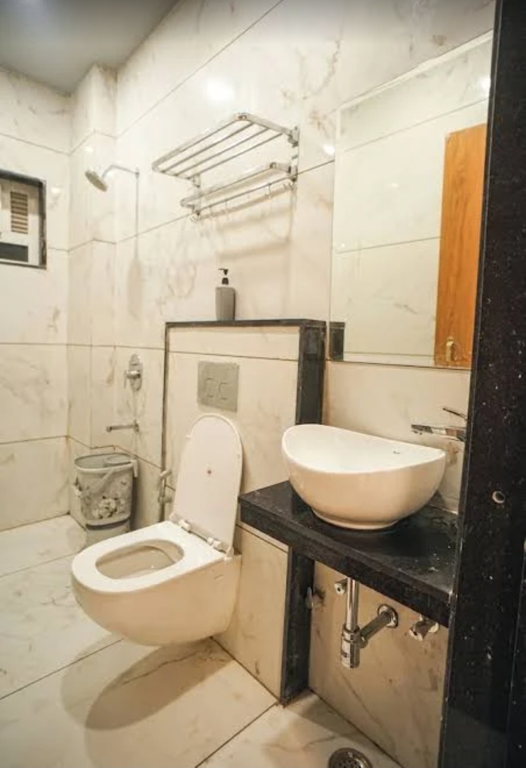 Hotel Bhopal Inn by Ten On Ten Stays