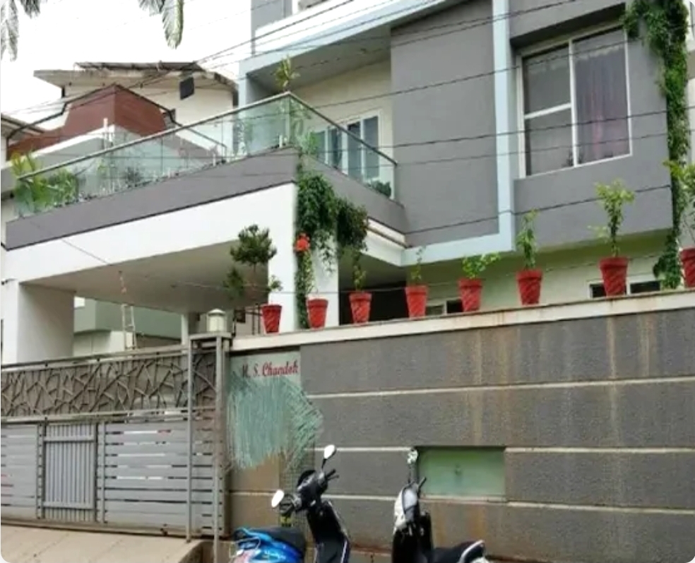 Maninder`s Home Stay