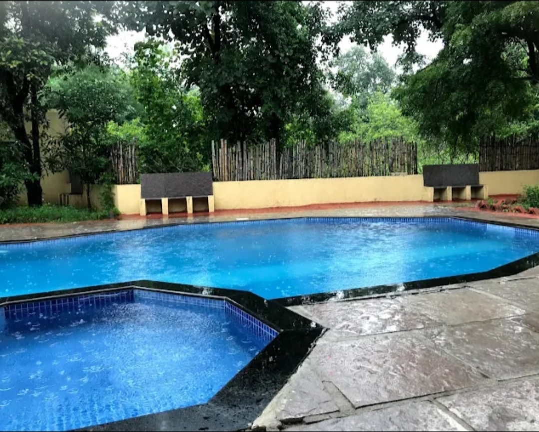 Baaz Jungle Resort