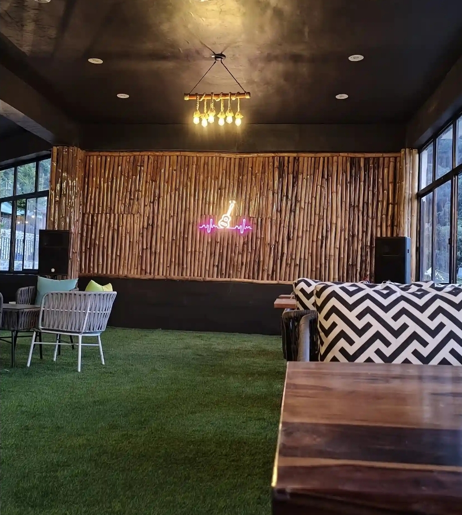 Bamboo & Brew Café at Dreamation Resorts