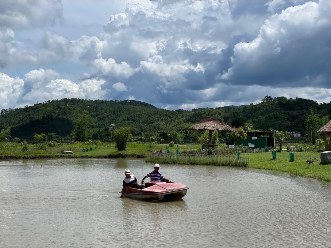 Sunshine Farms And Resort