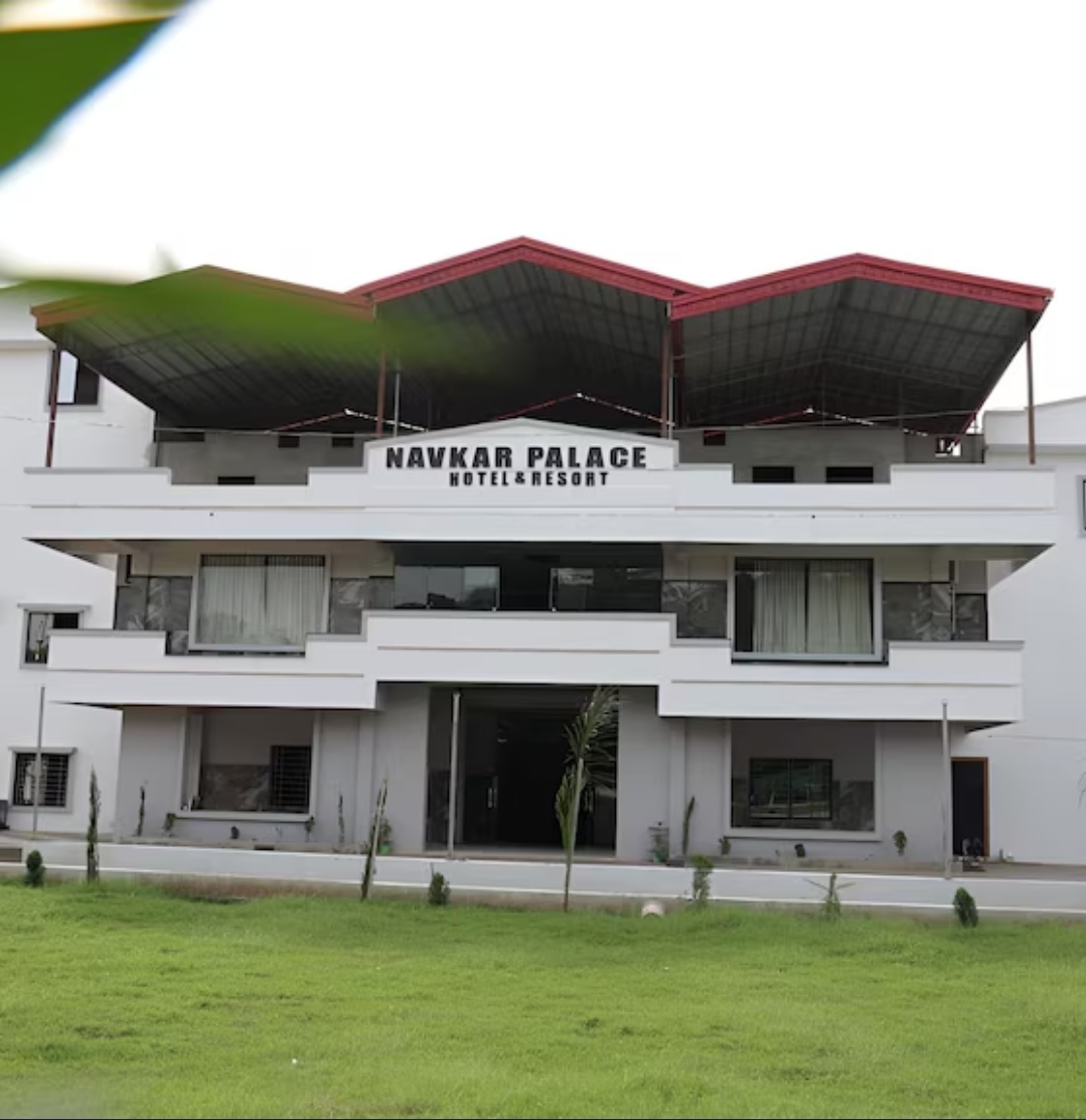 Navkar Palace Hotel & Resort