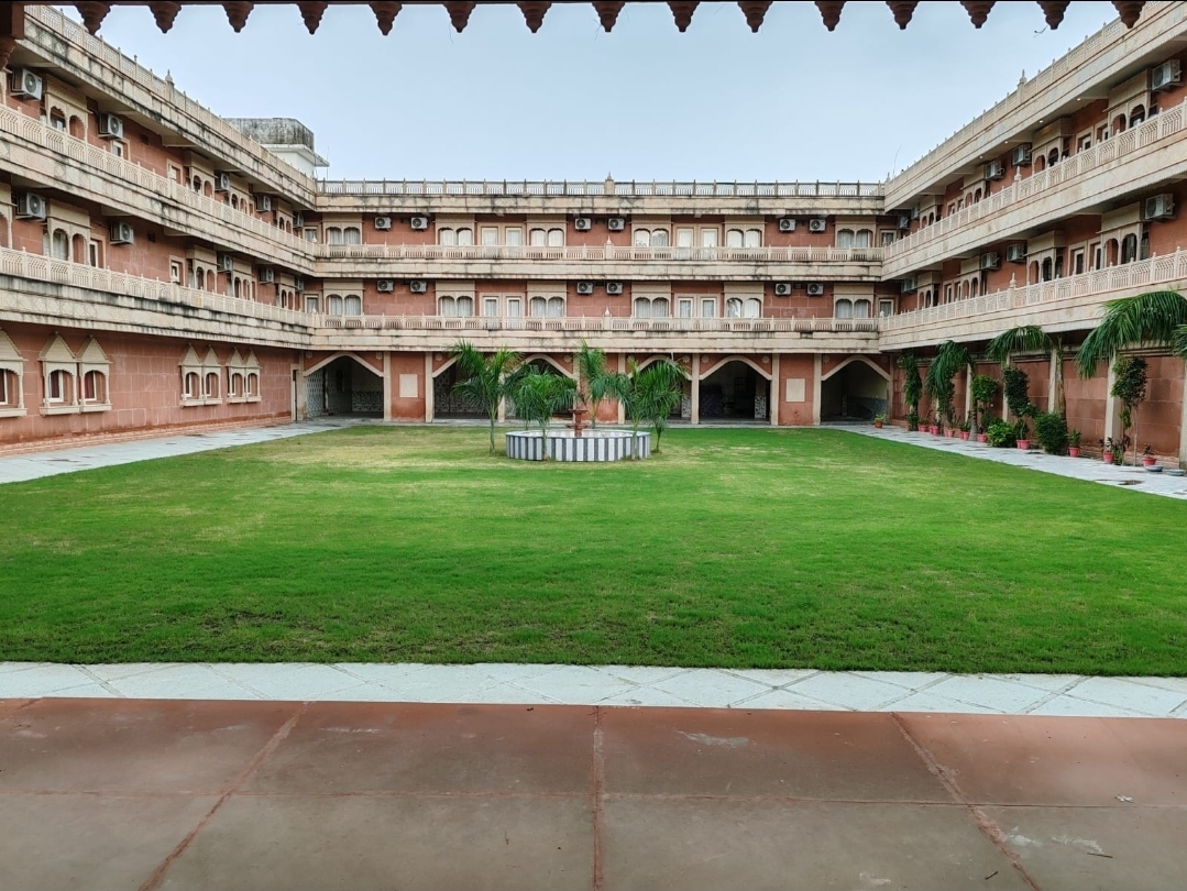HOTEL RAJWADA PALACE, Orchha 
