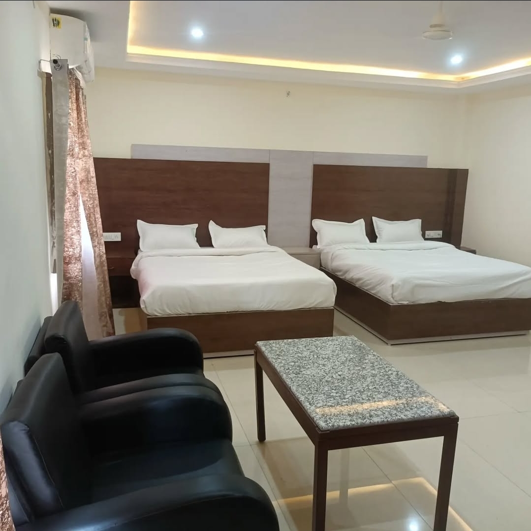 HOTEL RAJWADA PALACE, Orchha 