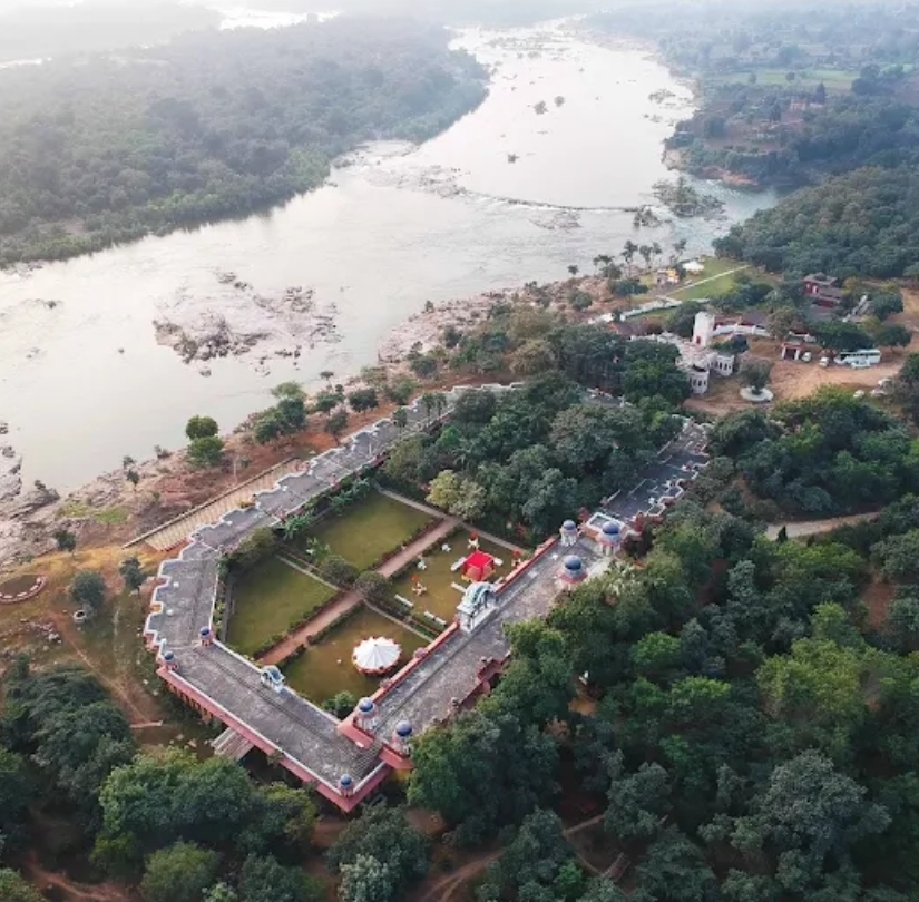 The Bundelkhand Riverside Heritage Hotel 