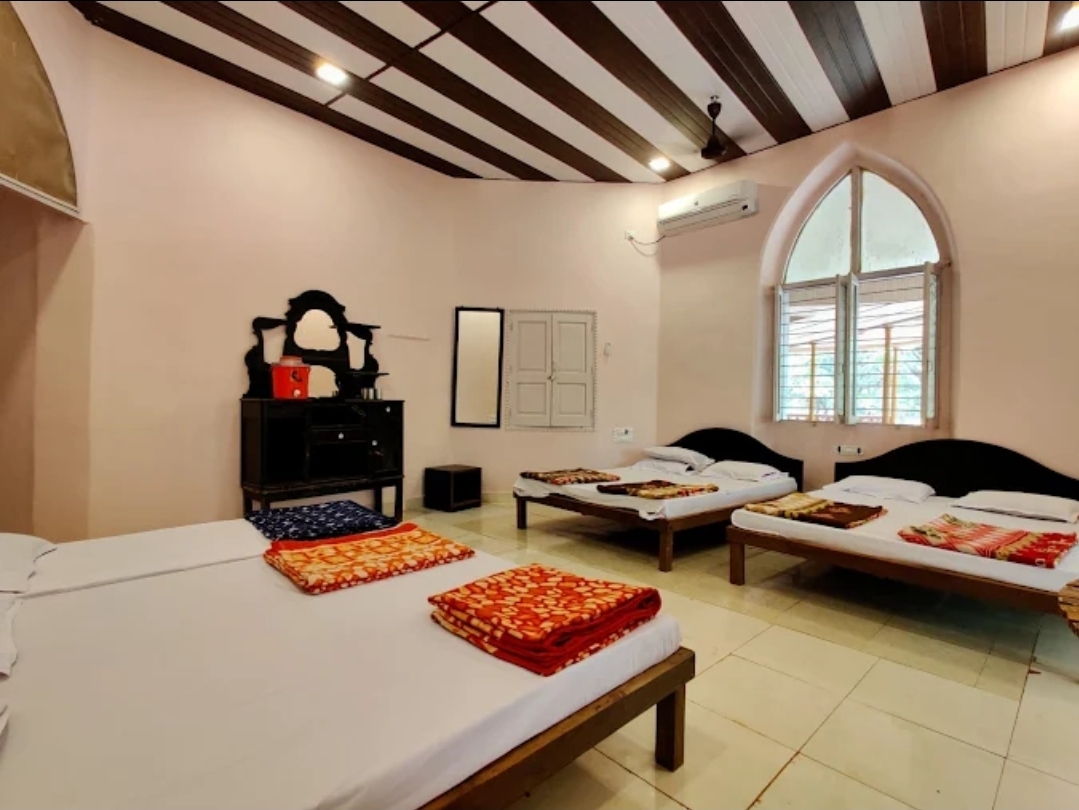 Ashok Hotel
