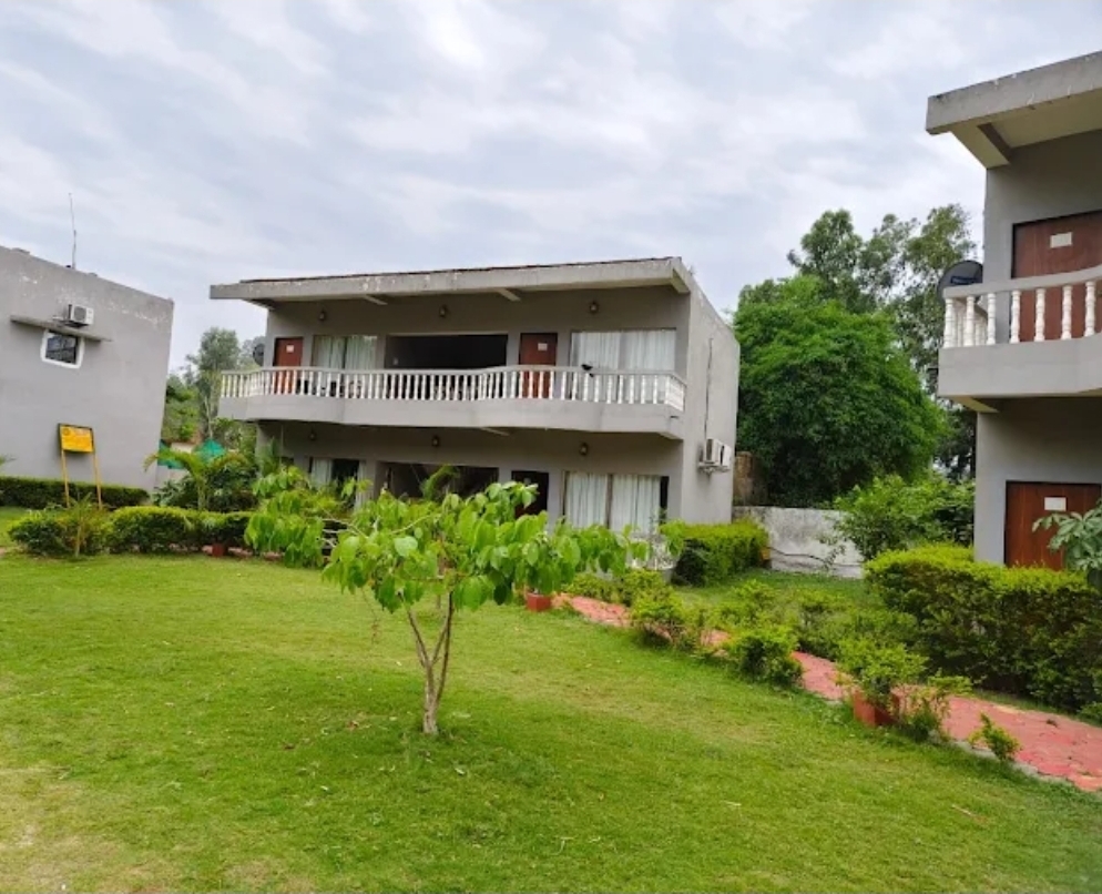 Wild Tiger Resort Bandhavgarh