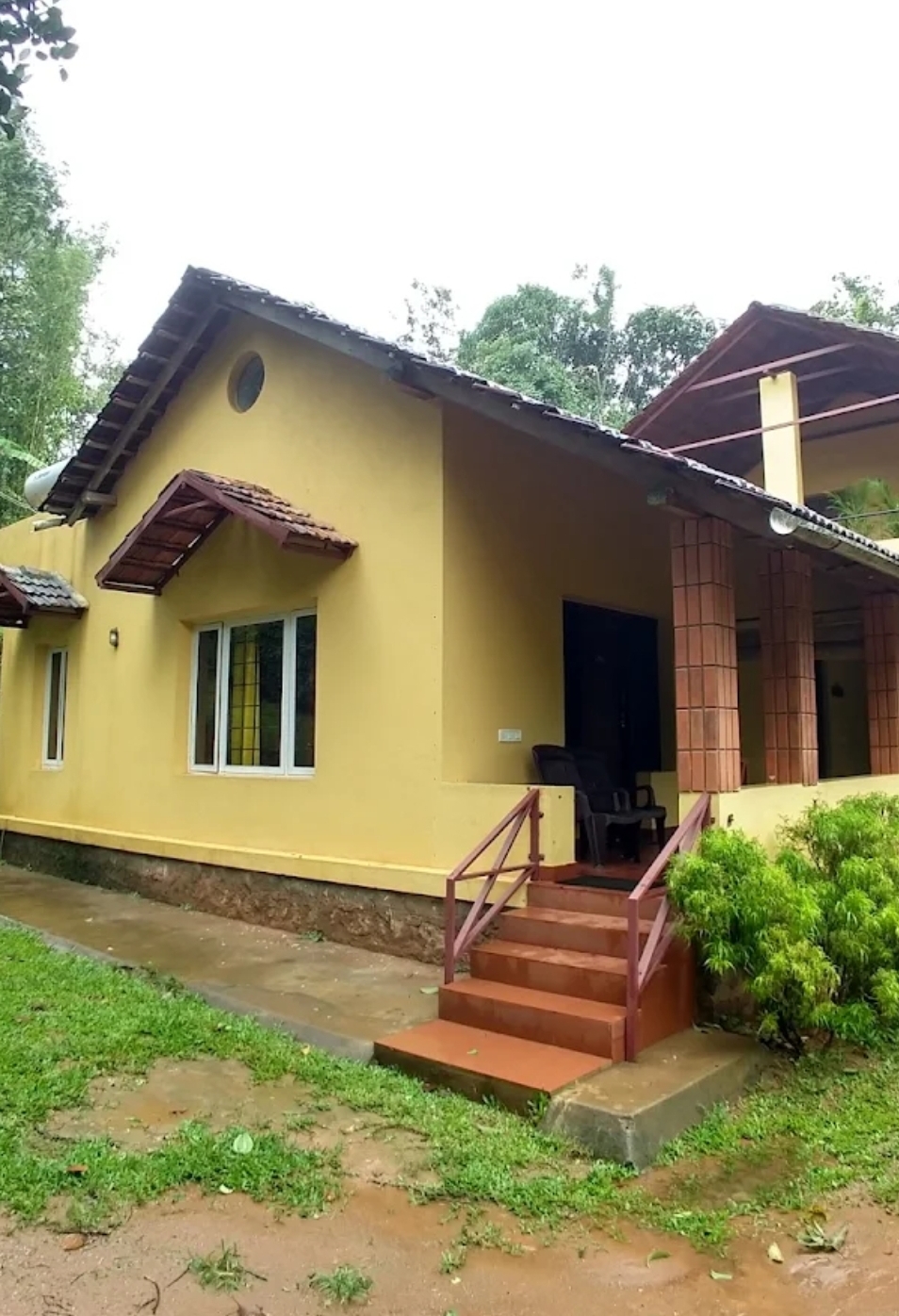 Mugilu Resort
