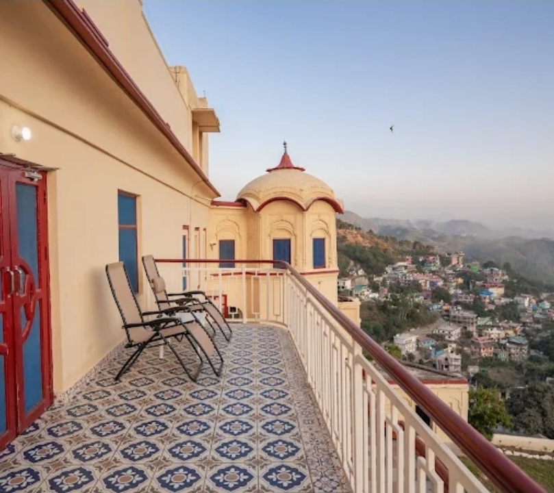 Padm Lakshmi Niwas, The Arki Palace Homestay 