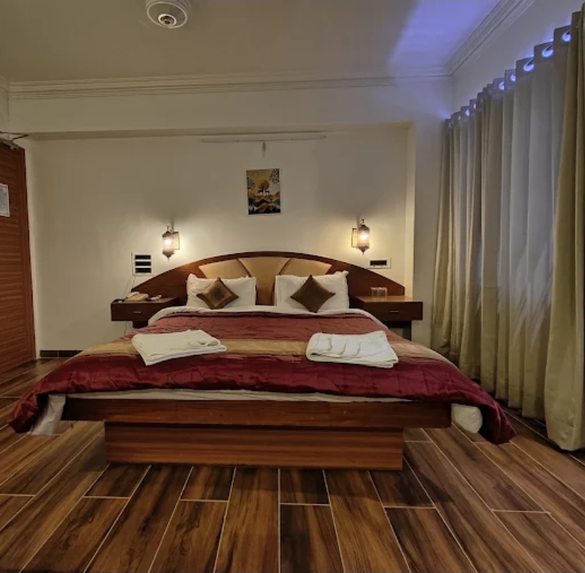 Hotel Radhika Palace