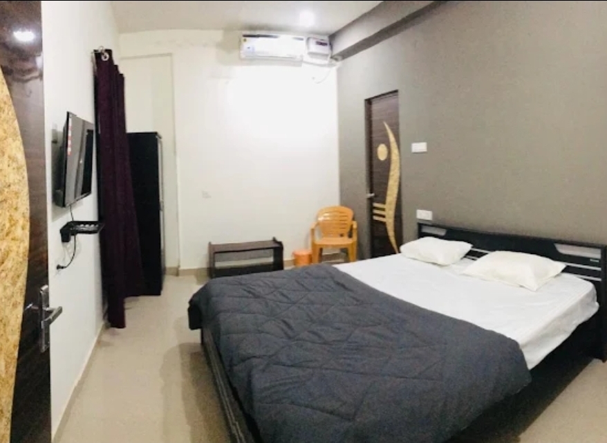 Hotel Alka Palace