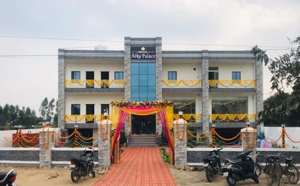 Hotel Alka Palace