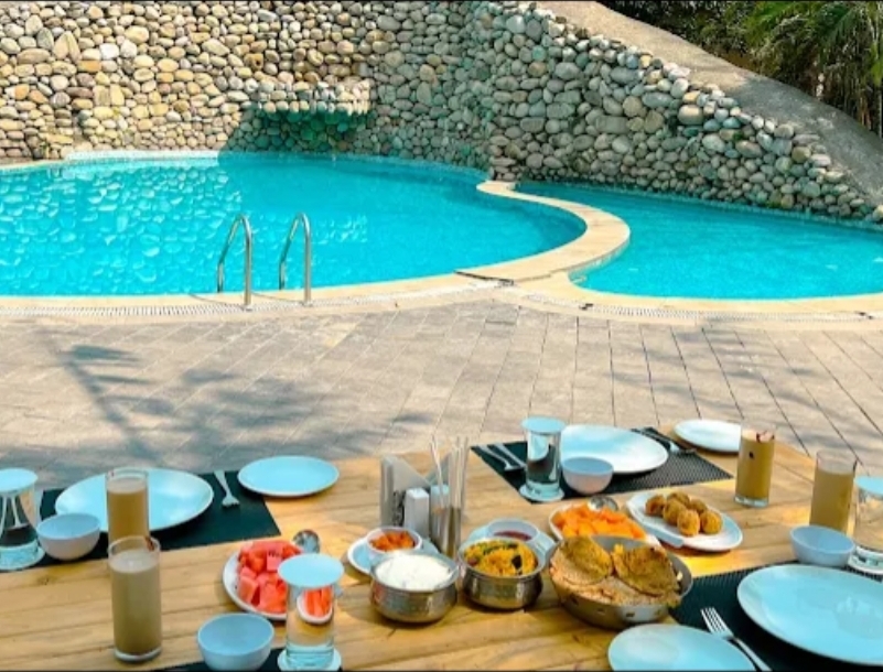 The Roar Resort, Corbett