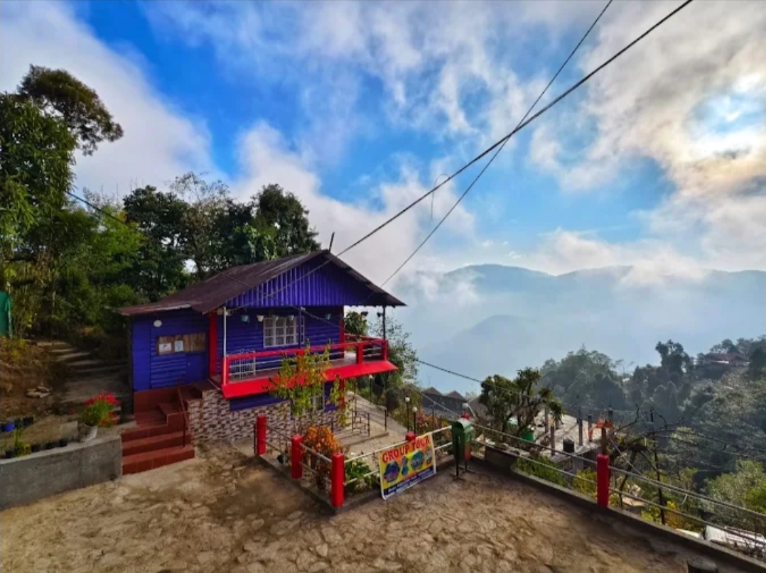 PUREXP RISHOP REJOY HOMESTAY