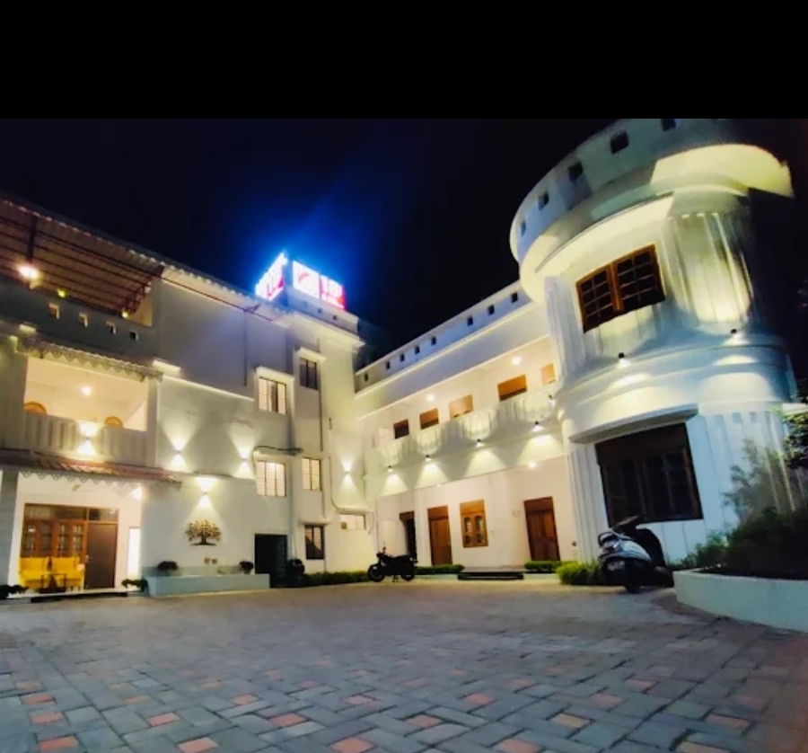 Hotel INSTA 18