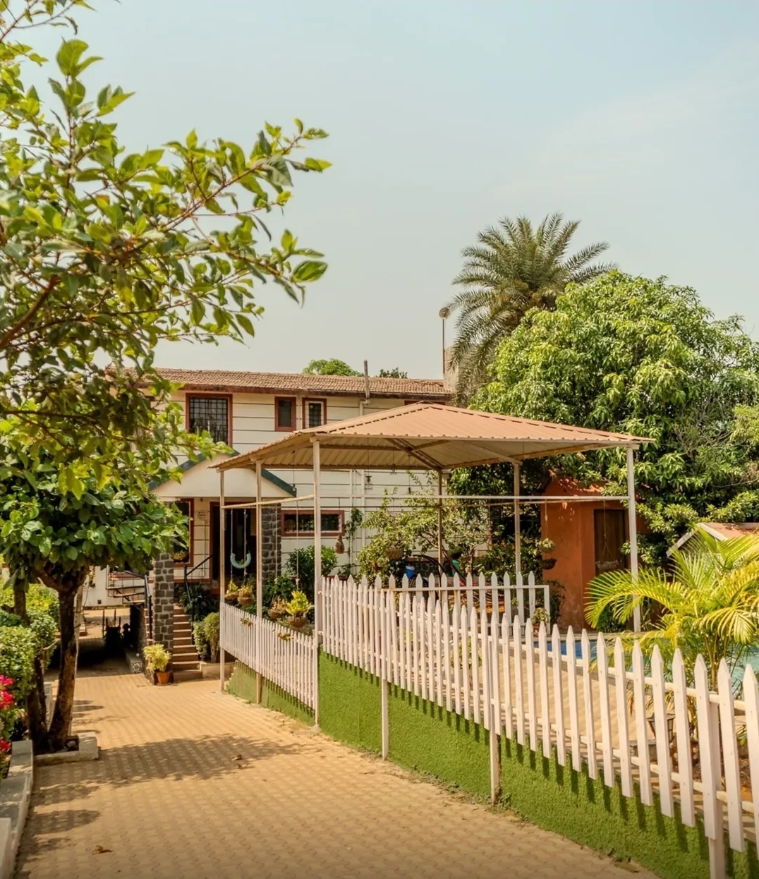 Nysa Villa & Homestays