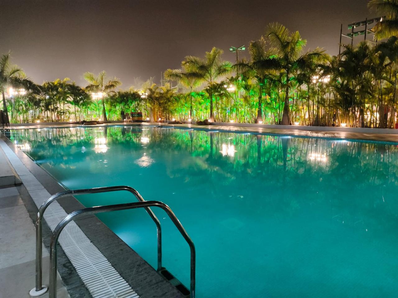 RAJ RESORT AND BANQUET
