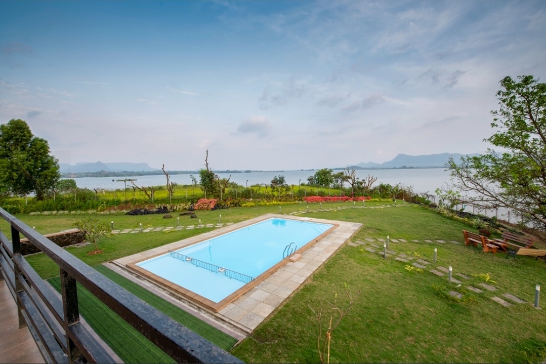 The Arowana Villa Lakeside (5BHK)