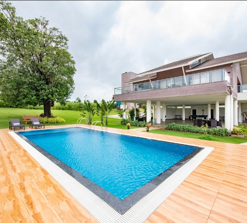 The Arowana Villa Lakefront (3BHK)