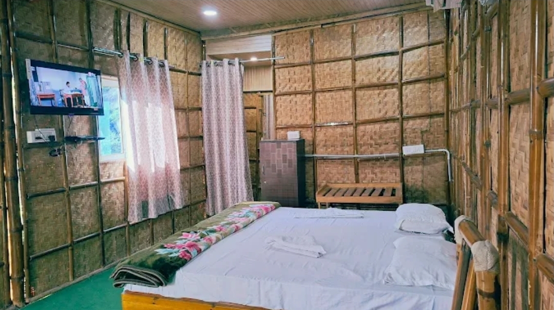 Hill Mynah Bamboo Resort