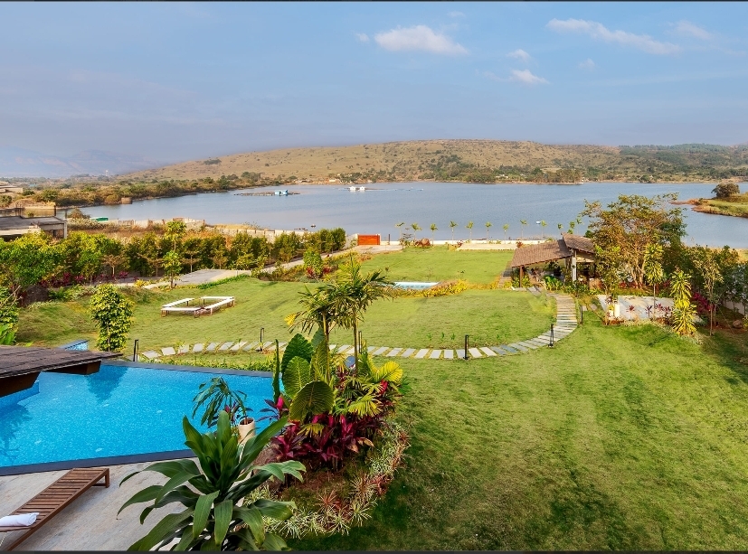 The Arowana Lake Oasis
