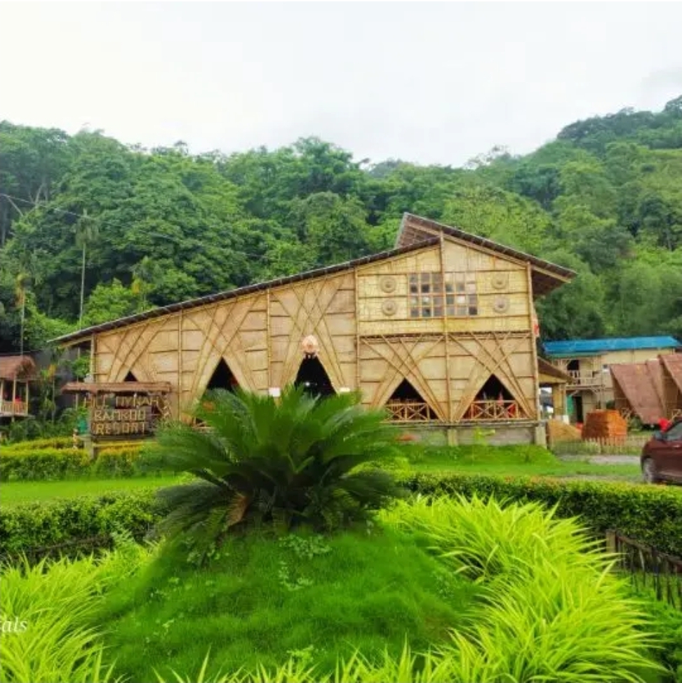 Hill Mynah Bamboo Resort