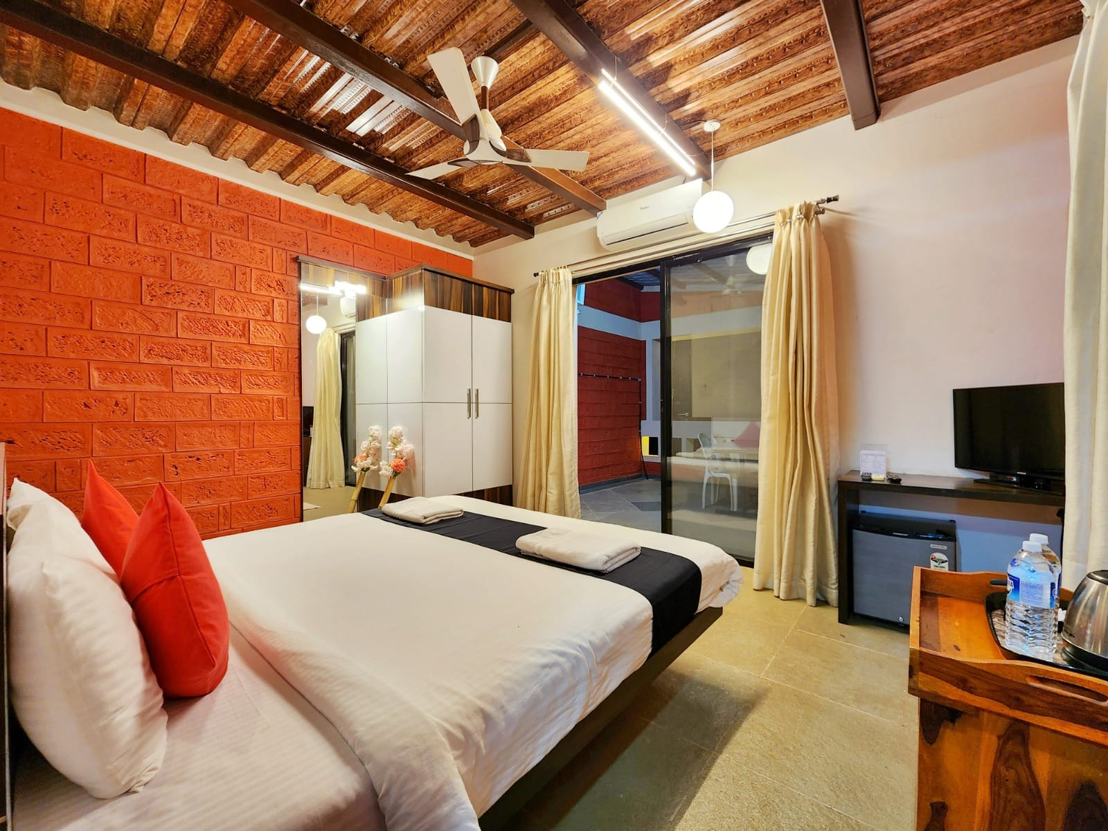 Yashodhan Agri Tourism Resort 